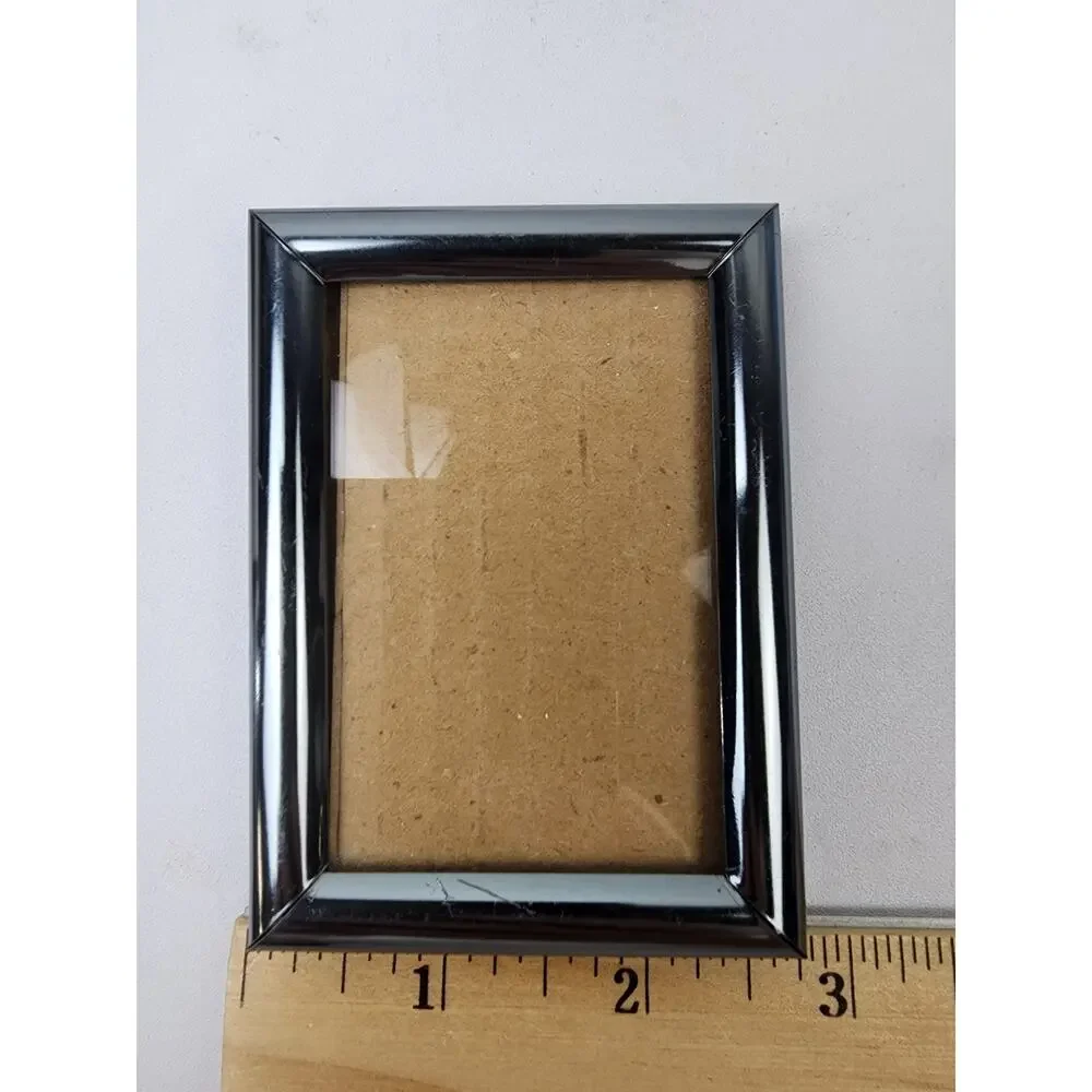 Mini Metal Silver Picture Frames 3.5 x 3